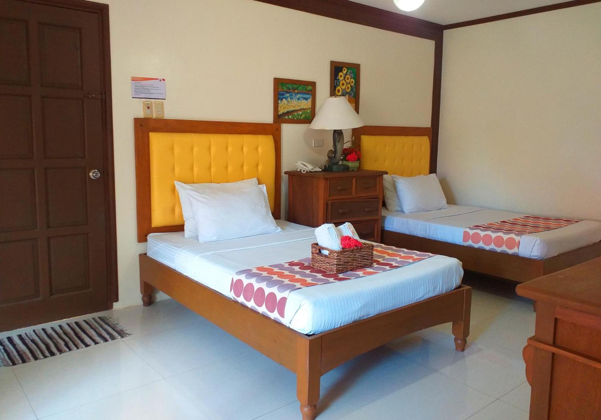 Puerto Del Sol Beach Resort And Hotel Club Bolinao Pangasinan Exterior foto